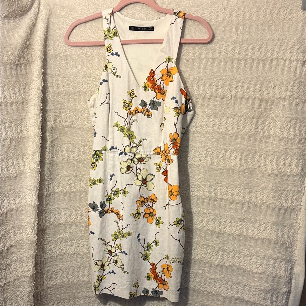 🌸 ZARA Basic Floral Print Dress